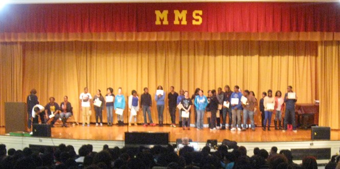 8th grade Honor Roll awardees