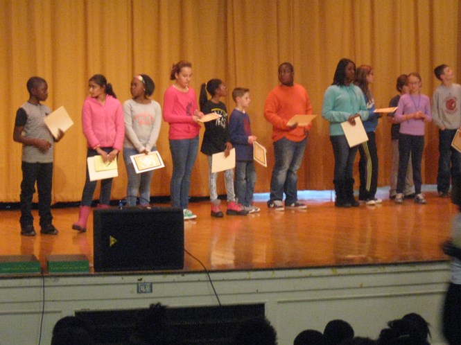 6th grade Honor Roll awardees