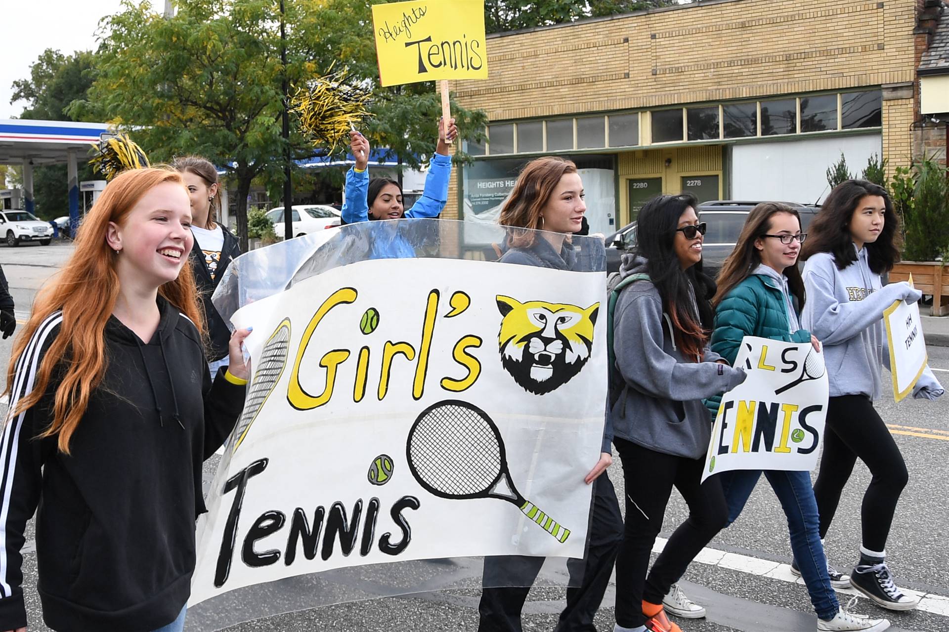 Girls tennis