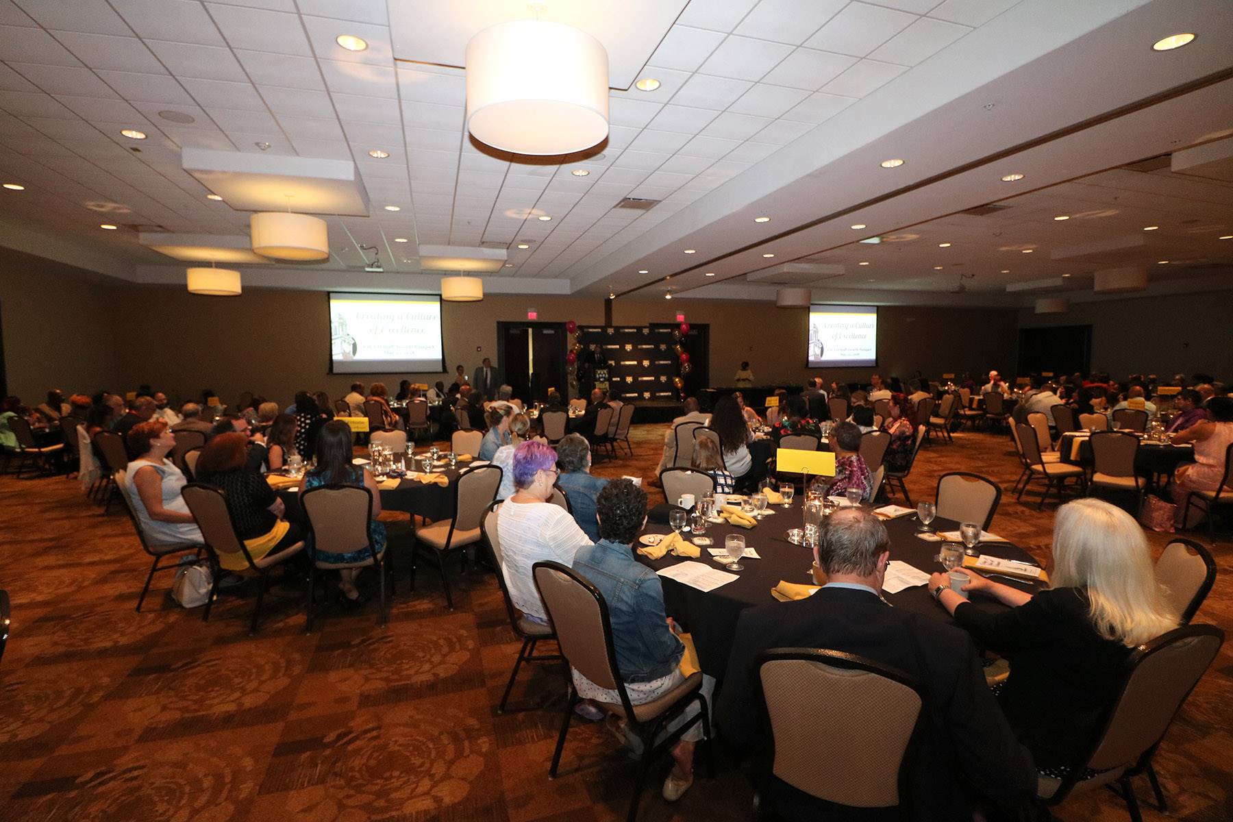 2017-2018 CH-UH Staff Awards Banquet